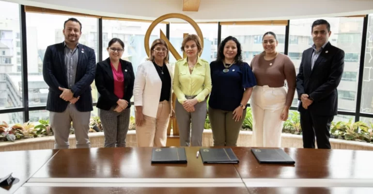 Nobis Holding de Inversiones y Fundación María Guare unen fuerzas en la prevención de la violencia de género en Ecuador.