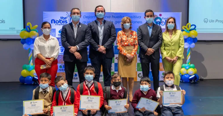 Más de mil becas educativas entregadas en 16 ediciones de Nobis Educando