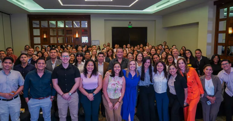 Nobis promueve la erradicación de la violencia de género con un cine foro